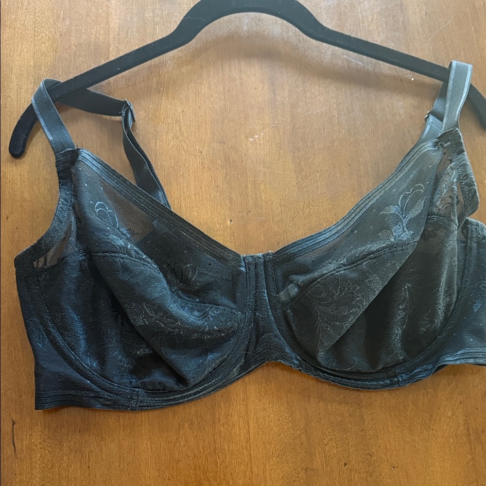 Wacoal Elegant Black Lace Underwire Bra